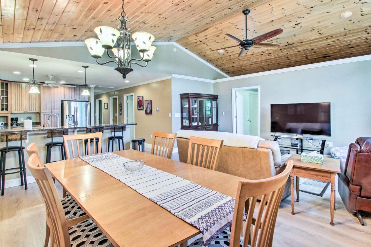 Readfield Retreat With Lake Maranacook Views! Ngoại thất bức ảnh